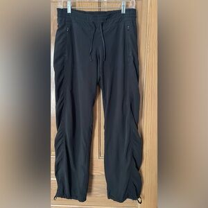 Athleta La Viva Lined Pant, Black, Size 4